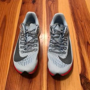 Nike Zoom Fly size 7.5